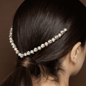Pearl Vee Halo Gold